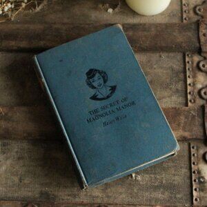Vintage 1940s Book, "The Secret of Magnolia Manor" by Helen Wells